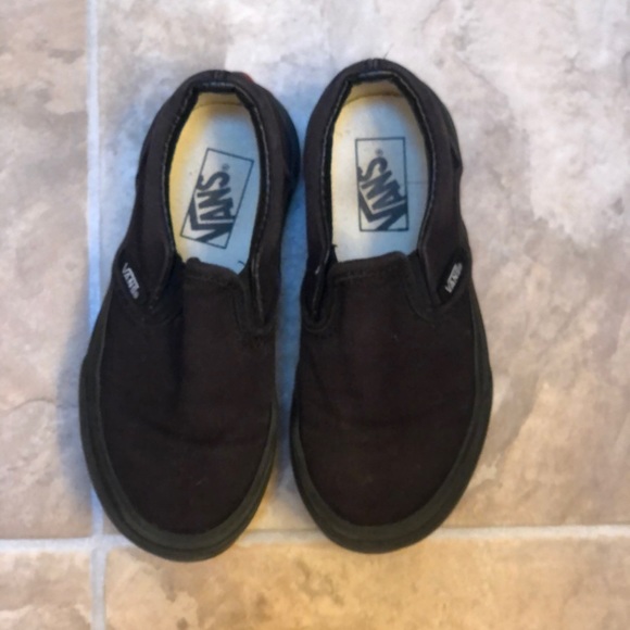 boys black slip on vans